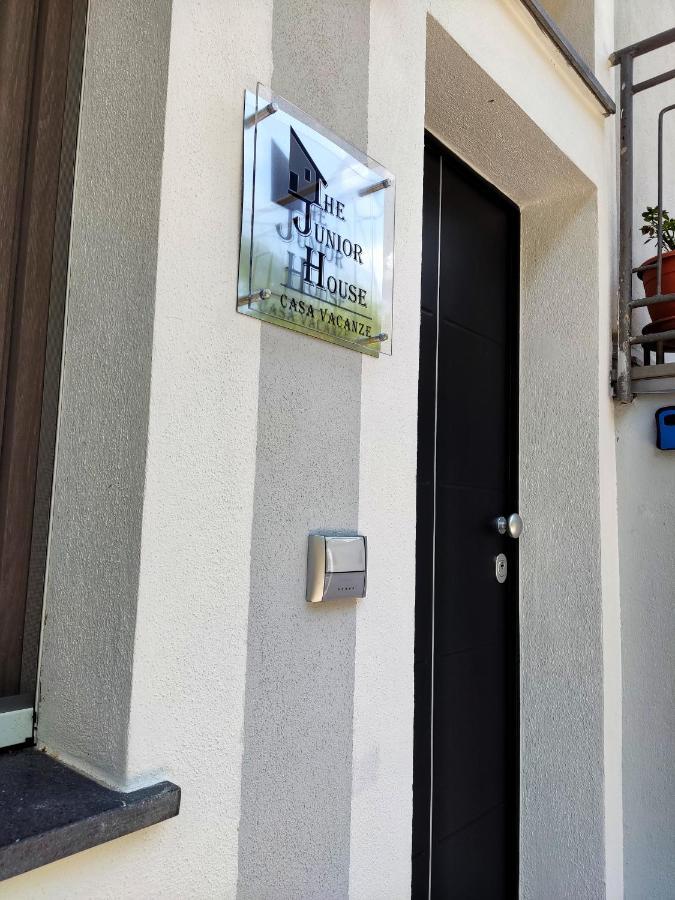 The Junior House - Casa Vacanza Lauria Inferiore Exterior photo