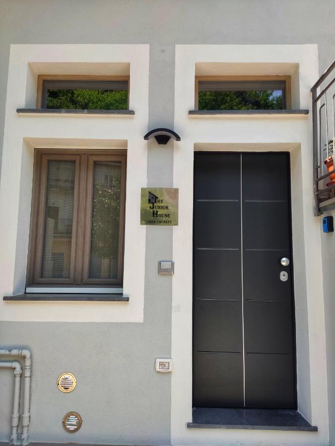 The Junior House - Casa Vacanza Lauria Inferiore Exterior photo